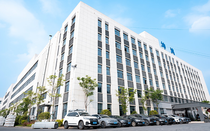 Es una importante empresa modelo de economía circular nacional y conservación de recursos.